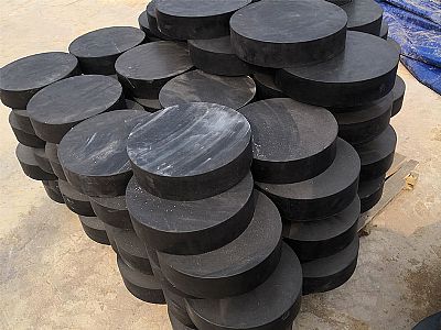 郎溪县板式橡胶支座由若干层橡胶片与薄钢板经加压硫化